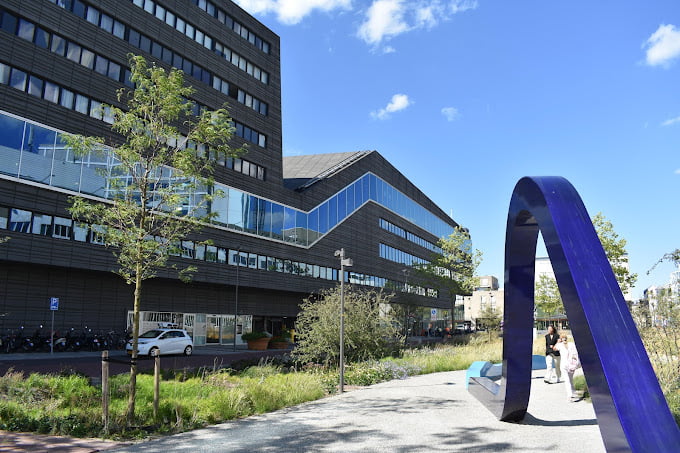 De Nieuwe Bibliotheek-1 in Almere